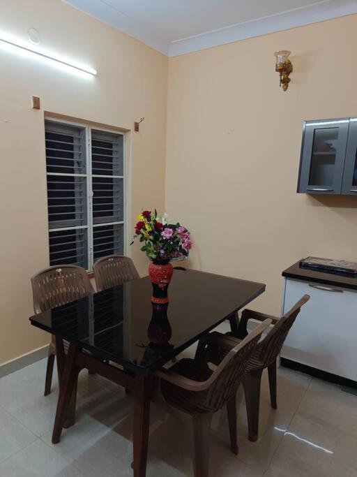 S R Luxurious Fully Ac 3 Bhk Bunglow Mysore别墅 外观 照片